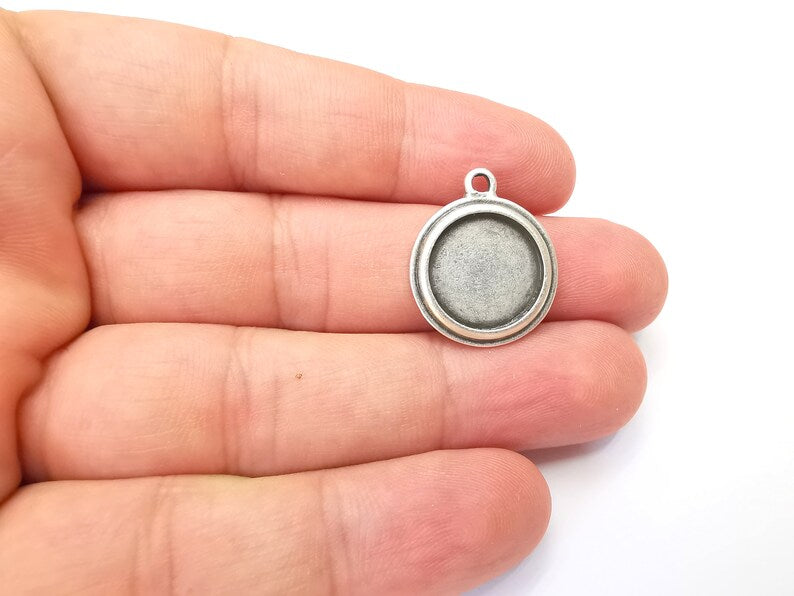 Round Charm Bezel, Resin Blank, inlay Mounting, Mosaic Pendant Frame, Cabochon Base, Dry Flower Setting, Antique Silver Plated (15mm) G28573