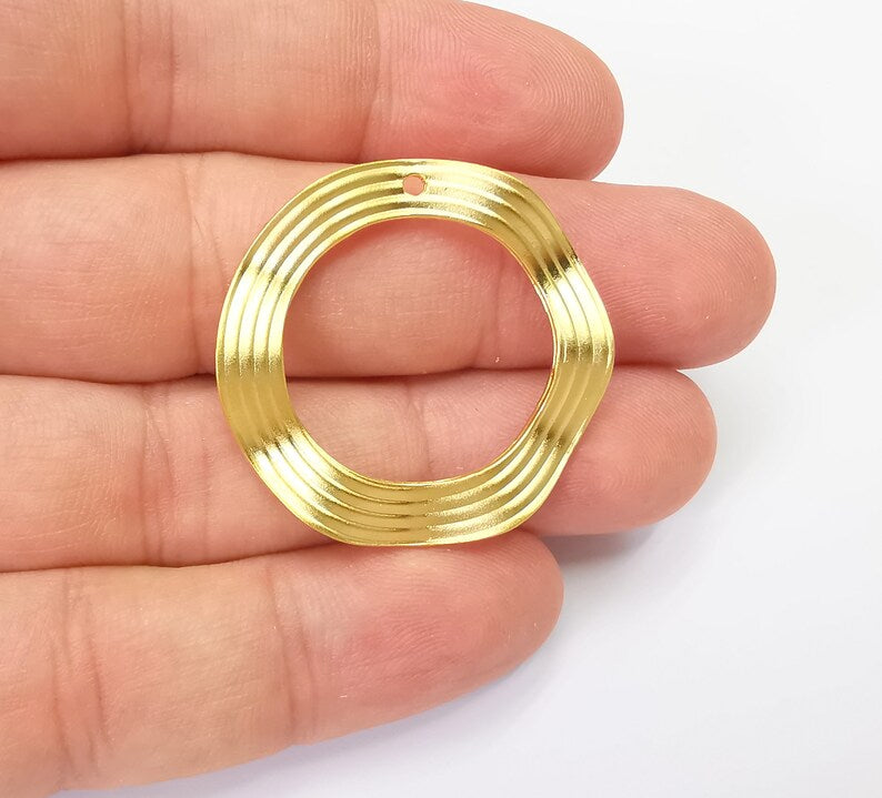 Striped Wavy Gold Circle Gold Plated Findings (35mm) G28577