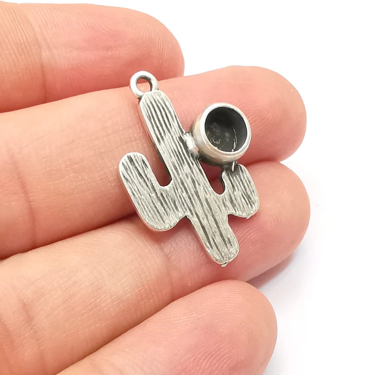 Cactus Charms Pendant Bezel, Resin Blank, inlay Mounting, Mosaic Frame Cabochon Base Dry Flower Setting, Antique Silver Plated (6mm) G28588