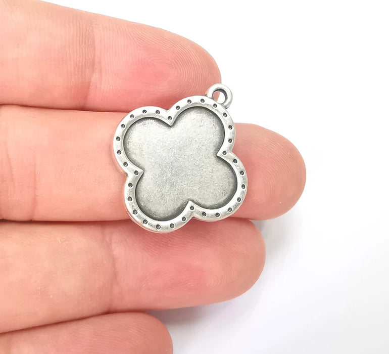 Plus Charms, Antique Silver Plated Charms (27x24mm) G28604