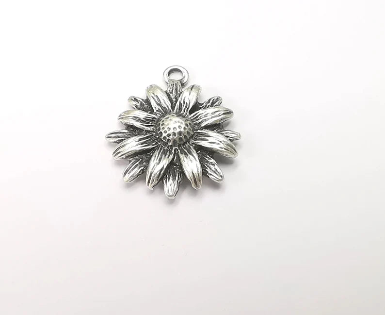 Flowers Charms, Sun flower Charms, Daisy Charms, Antique Silver Plated Plants Charms (25x21mm) G28614