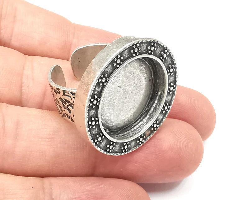 Flower Round Ring, Flat Blank Setting, Cabochon Mounting, Adjustable Resin Base Bezels, Antique Silver Plated (20mm) G28647