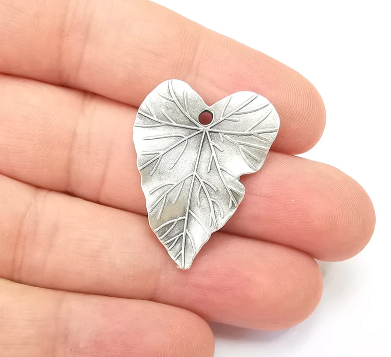 Leaf Charms, Ivy Leaf Charms Antique Silver Plated Natural Charms (32x24mm) G28653