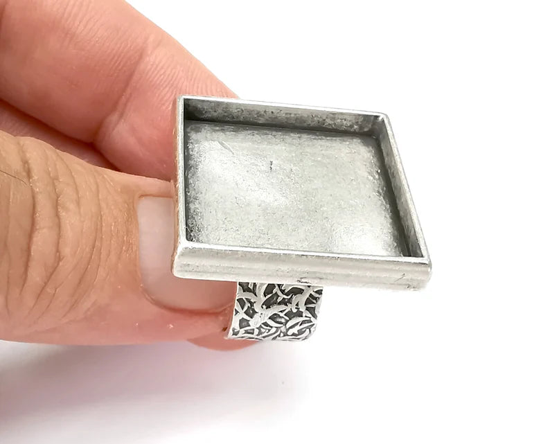 Square Ring, Branch Ring Blank Setting, Cabochon Mounting, Adjustable Resin Base Bezels, Antique Silver Plated (25mm) G28662