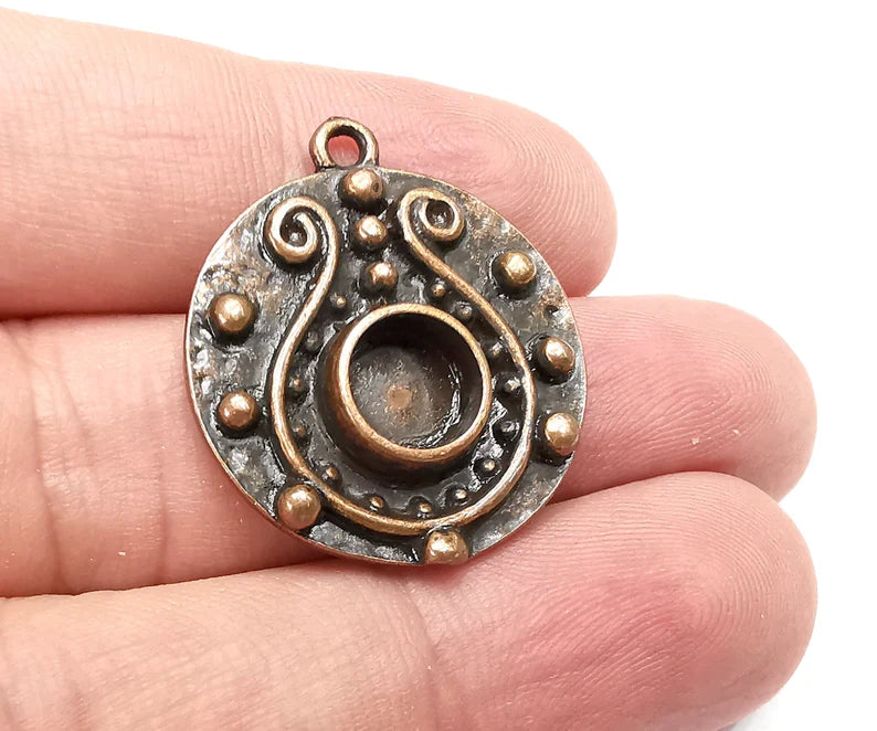 Ethnic Charms Pendant Bezel, Resin Blank, inlay Mounting, Mosaic Frame Cabochon Base, Antique Copper Plated (8mm) G28669