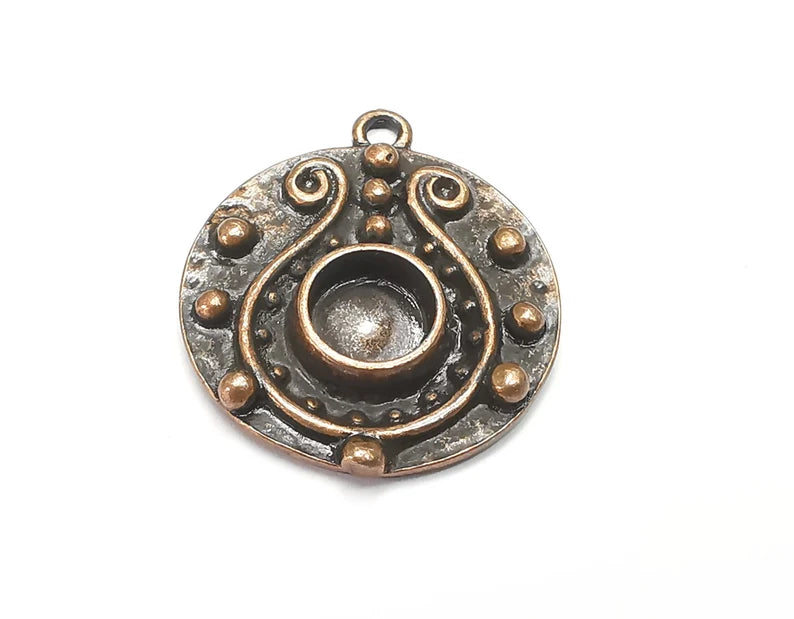 Ethnic Charms Pendant Bezel, Resin Blank, inlay Mounting, Mosaic Frame Cabochon Base, Antique Copper Plated (8mm) G28669