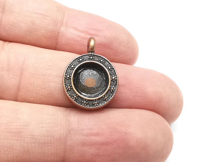 Flower Round Pendant Blanks, Resin Bezel Bases, Mosaic Mountings, Dry flower Frame, Polymer Clay base, Antique Copper Plated (10mm) G28814