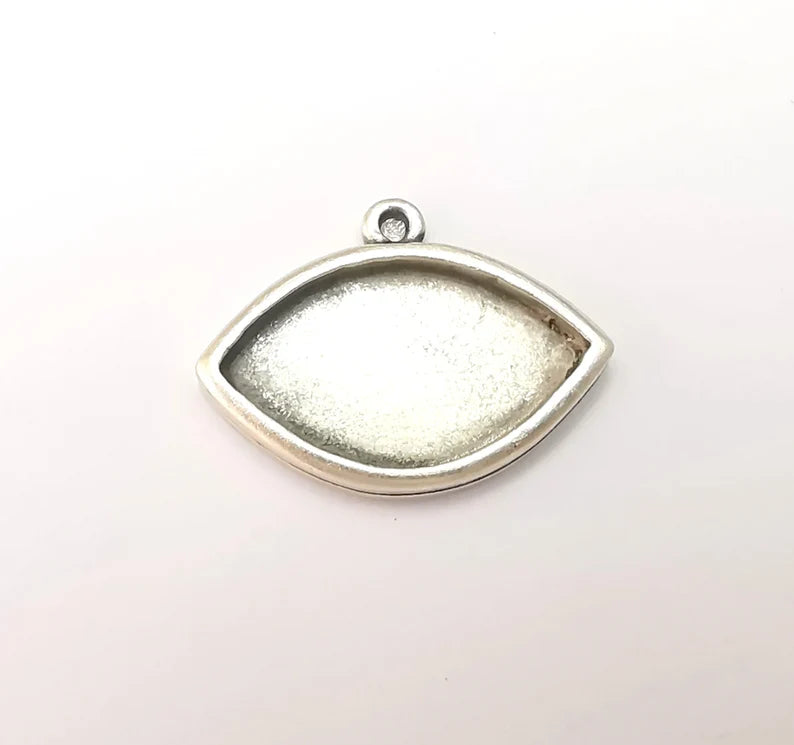 Marquise Charm Bezel, Resin Blank, inlay Mounting, Mosaic Pendant Frame, Cabochon Base, Dry Flower Setting, Antique Silver (24x14mm) G28818