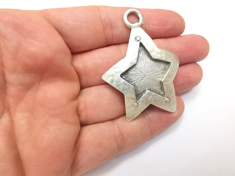 Star Charms, Falling Star Charm, Antique Silver Plated Night Sky Charms (56x43mm) G28872