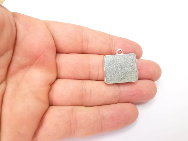 Rectangle Pendant Bezel, Resin Blank, inlay Mounting, Mosaic Frame, Cabochon Base, Dry Flower Setting,Antique Silver Plated (20x17mm) G28820