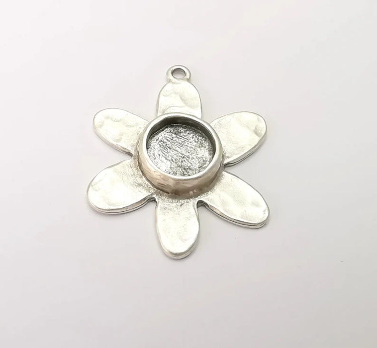 Flower Charms Pendant Bezels, Resin Blank, inlay Mountings, Mosaic Frame, Cabochon Bases Flower Settings Antique Silver Plated (10mm) G28828
