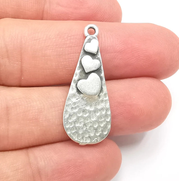 Hearts Charm Teardrop Heart Charms Antique Silver Plated Hammered Charms (34x13mm) G28619