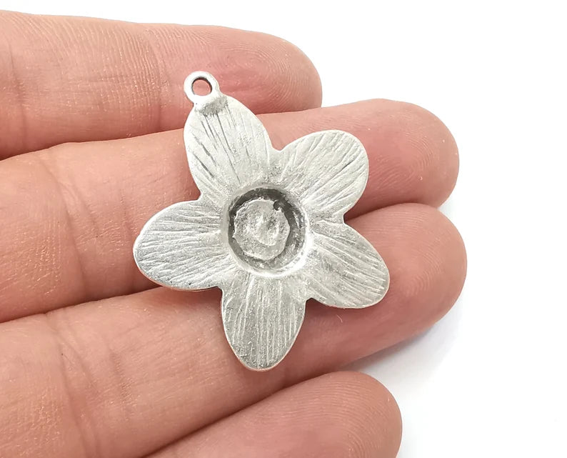 Flower Pendant Bezel, Resin Blank, inlay Mountings, Mosaic Frame, Cabochon Bases, Dry Flower Settings, Antique Silver Plated (6mm) G28882