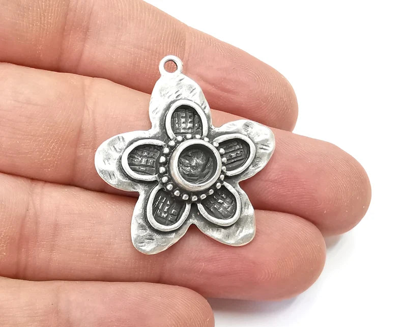 Flower Pendant Bezel, Resin Blank, inlay Mountings, Mosaic Frame, Cabochon Bases, Dry Flower Settings, Antique Silver Plated (6mm) G28882