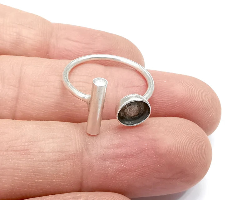 Rod Ring Blank Setting, Cabochon Mounting, Adjustable Resin Ring Base Bezels, Antique Silver Plated (6mm) G29002