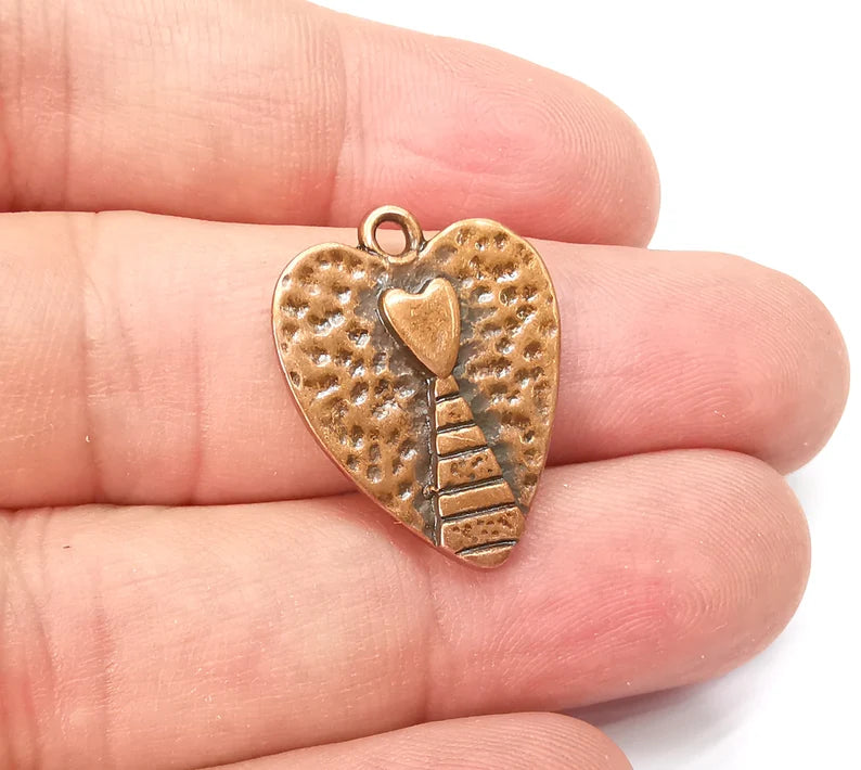 2 The Path to the Heart, Stairway Heart Charm, Antique Copper Plated Hammered Charms (24x19mm) G29007