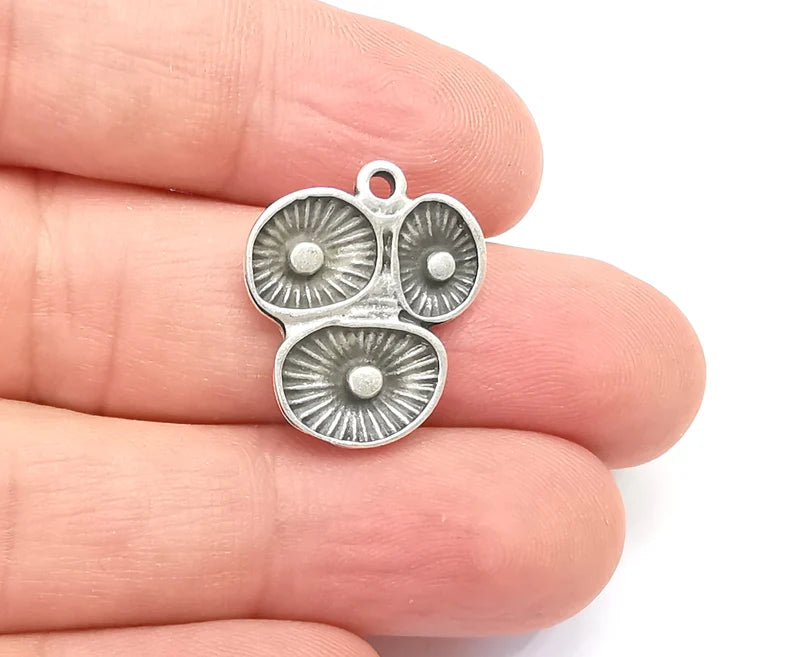 2 Coral Reef Charm, Antique Silver Plated Charms (22x19mm) G29033