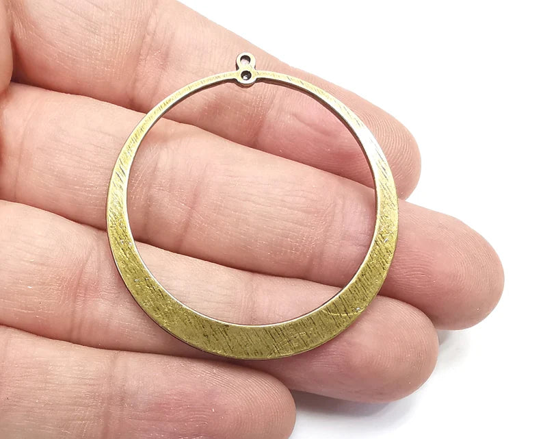 Circle Connector Charms, Brushed Pendant Antique Bronze Plated (46x43mm) G29047