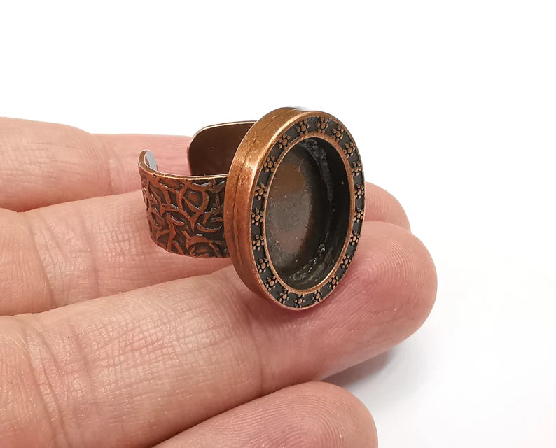 Flower Ring, Oval Ring Blank Setting, Cabochon Mounting, Adjustable Resin Base Bezels, Antique Copper Plated (18x13mm) G29080