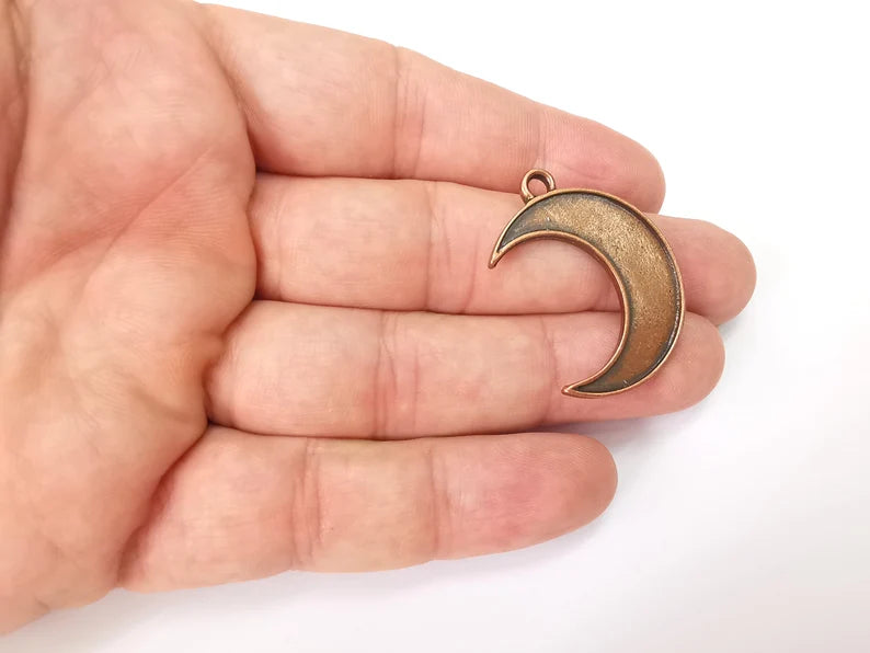 Moon Charms Antique Copper Plated Crescent Charms (35x26mm) G29004