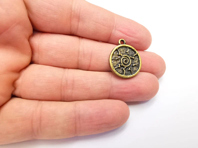 2 Antique Bronze Plated Charms, Sun Charm (22x19mm) G29102