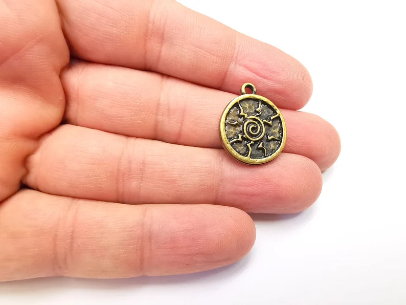 2 Antique Bronze Plated Charms, Sun Charm (22x19mm) G29102
