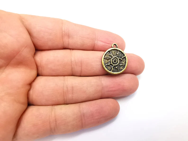 2 Antique Bronze Plated Charms, Sun Charm (22x19mm) G29102