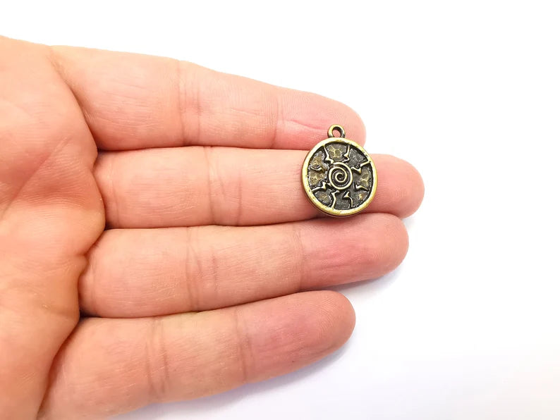 2 Antique Bronze Plated Charms, Sun Charm (22x19mm) G29102