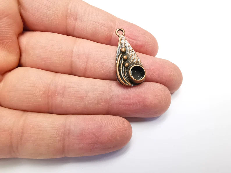 2 Drop with Buds Pendant Bezel, Resin Blank, inlay Mounting, Mosaic Frame Cabochon Base Dry Flower Setting, Antique Copper Plated (6mm) G29112