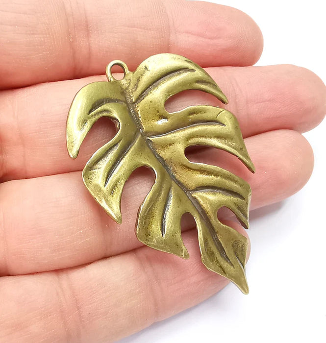 Monstera Leaf Charms Pendant Antique Bronze Plated (59x39mm) G29122