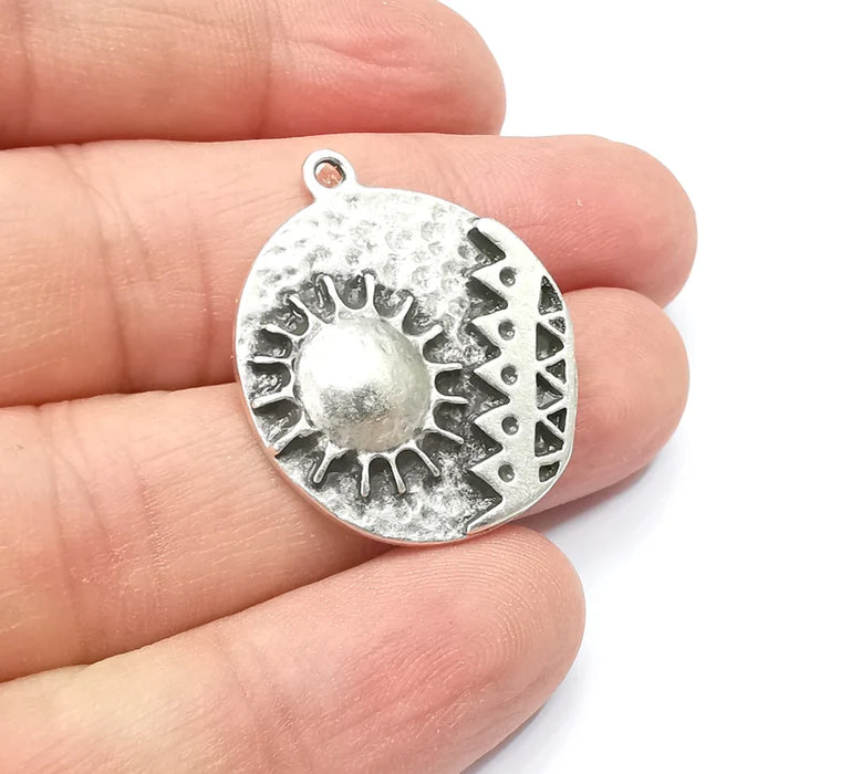 Unique Silver Charms, Antique Silver Plated (31x27mm) G29130