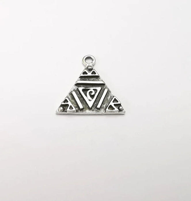 5 Unique Triangle Silver Charms, Antique Silver Plated (21x19mm) G29134