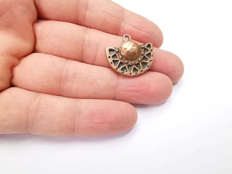 Unique Copper Charms, Antique Copper Plated (24x21mm) G29144