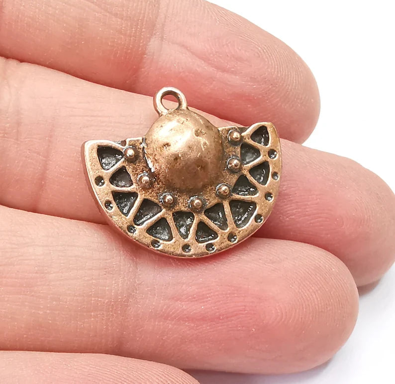 Unique Copper Charms, Antique Copper Plated (24x21mm) G29144