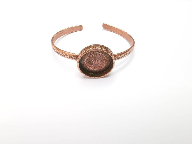 Round Bracelet Blank Resin Cuff Dry Flower inlay Blank Cuff Bezel Glass Cabochon Base Hammered Adjustable Antique Copper (22mm ) G29162