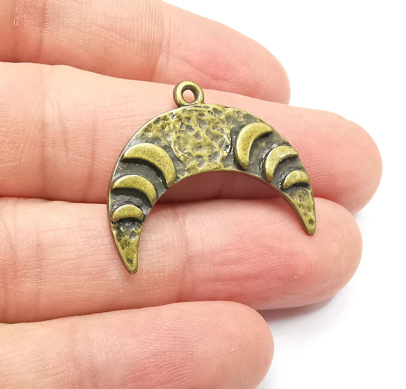 2 Crescent Charms Moon Pendant Antique Bronze Plated (30x24mm) G29165