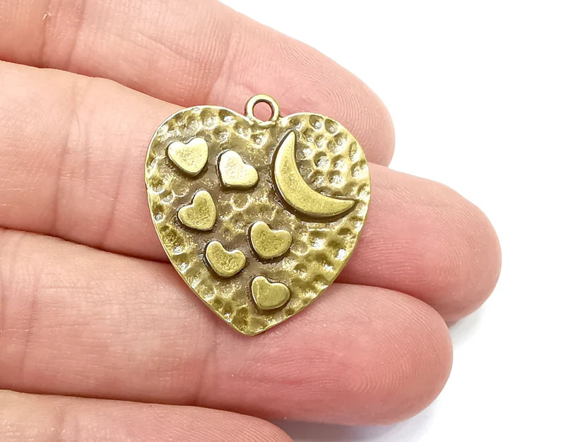 Heart Charms, Crescent Moon Charms, Hammered Disc Pendant, Antique Bronze Plated (29x27mm) G29181