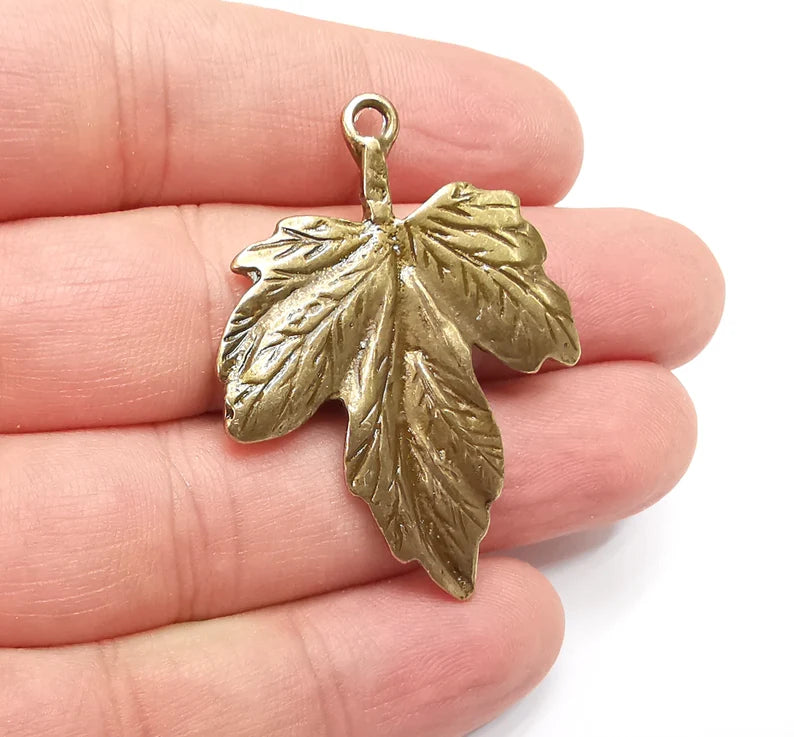 Leaf Pendant Charms Antique Bronze Plated Charms (47x34mm) G29185