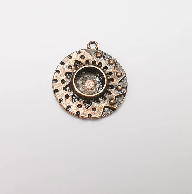 Antique Copper Charms Pendant Bezel, Resin Blank, inlay Mounting, Mosaic Frame Cabochon Base, Antique Copper Plated (8mm) G29186