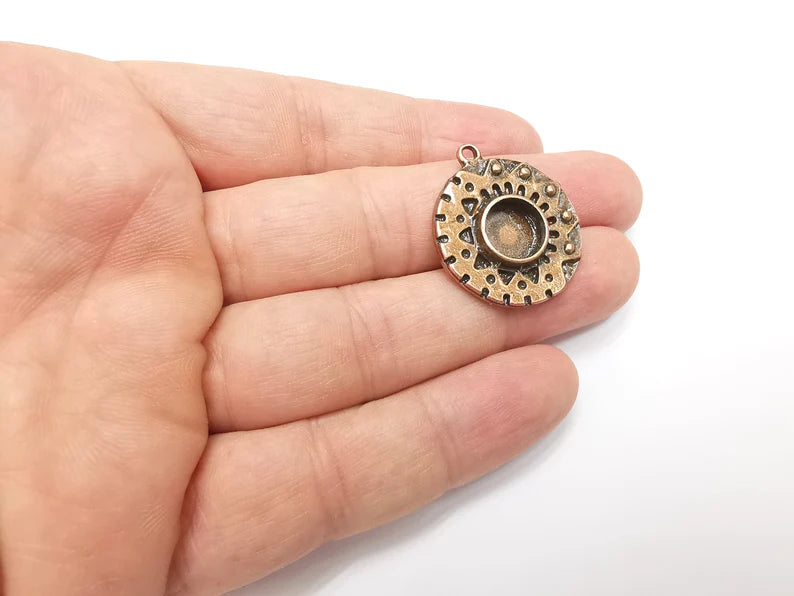 Antique Copper Charms Pendant Bezel, Resin Blank, inlay Mounting, Mosaic Frame Cabochon Base, Antique Copper Plated (8mm) G29186