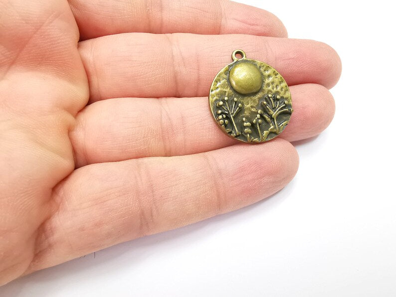 Garden Flowers Charms Hammered Disc Pendant Antique Bronze Plated (28x25mm) G29235