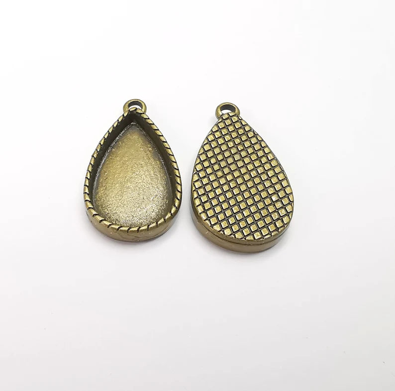 2 Teardrop Charm Bezel, Resin Blank, Mosaic Pendant Frame, Cabochon Base,Dry Flower Setting, Antique Bronze Plated (23x14mm) G29241
