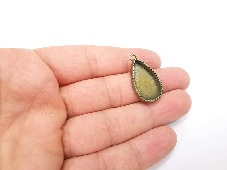 2 Teardrop Charm Bezel, Resin Blank, Mosaic Pendant Frame, Cabochon Base,Dry Flower Setting, Antique Bronze Plated (23x14mm) G29241