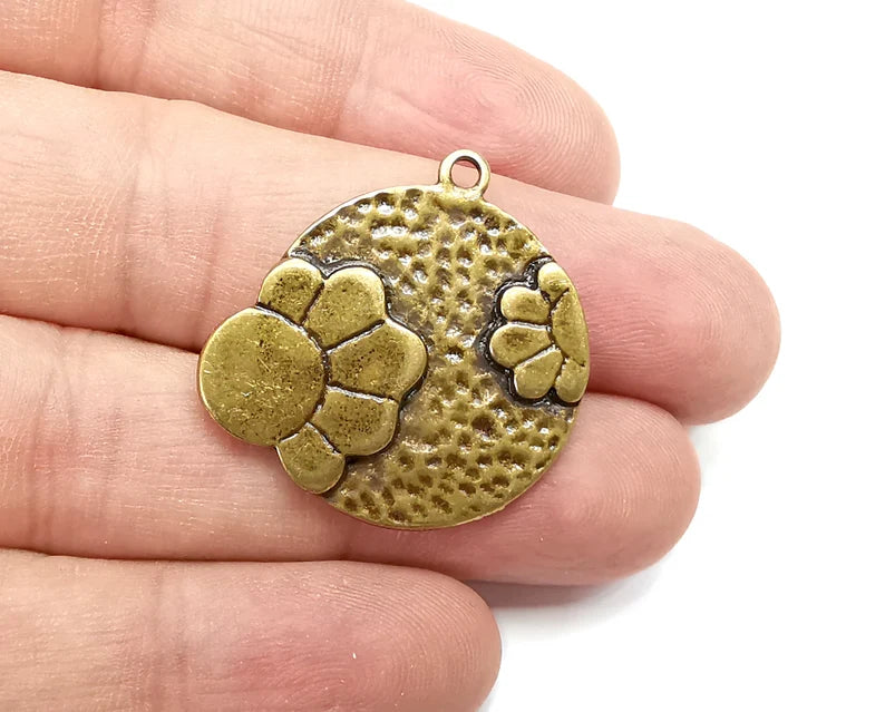Flower Hammered Disc Dangle Charms, Antique Bronze Plated Charms (32x32mm) G29045