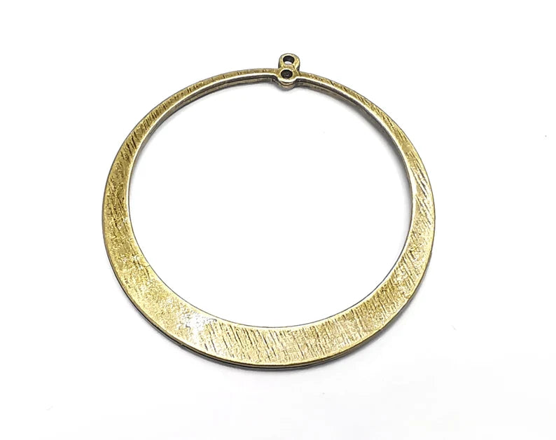 Circle Connector Charms, Brushed Pendant Antique Bronze Plated (46x43mm) G29047