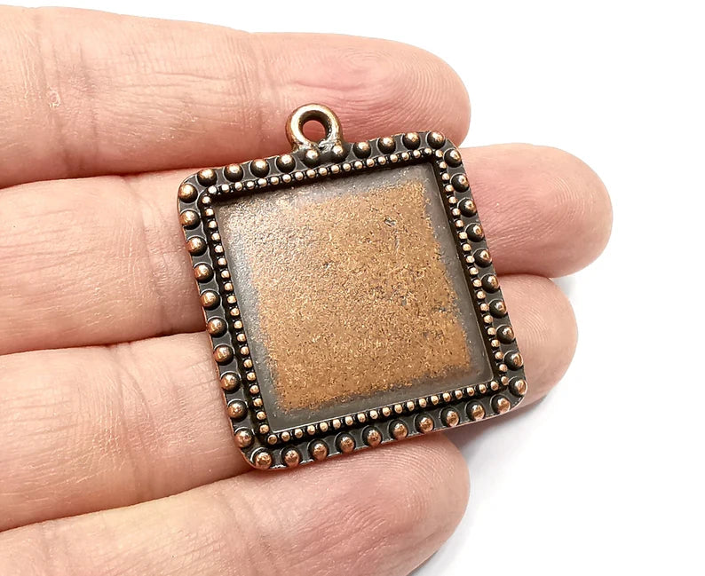 Square Pendant Blanks, Resin Bezel Bases, Mosaic Mountings, Dry flower Frame, Polymer Clay base, Antique Copper Plated (25x25mm) G29258