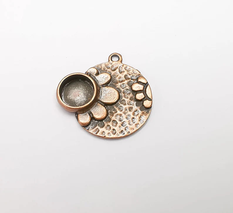 Flower Charms Pendant Bezels, Resin Blank, inlay Mountings, Mosaic Frame, Cabochon Bases Flower Settings Antique Copper Plated (10mm) G29267