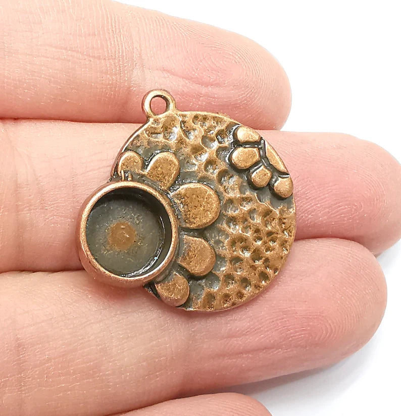 Flower Charms Pendant Bezels, Resin Blank, inlay Mountings, Mosaic Frame, Cabochon Bases Flower Settings Antique Copper Plated (10mm) G29267