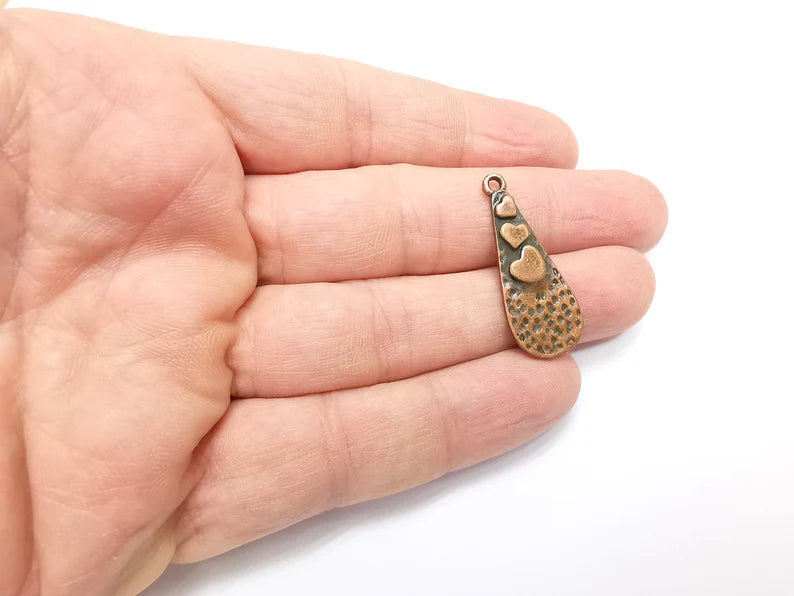 2 Heart Charms Hammered Teardrop Pendant Antique Copper Plated (33x13mm) G29270