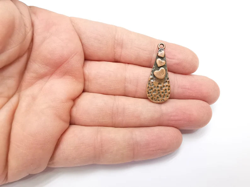 2 Heart Charms Hammered Teardrop Pendant Antique Copper Plated (33x13mm) G29270